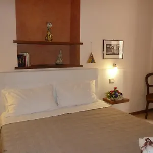 https://casa-vico-romano-2.sicilyhotelsitaly.net